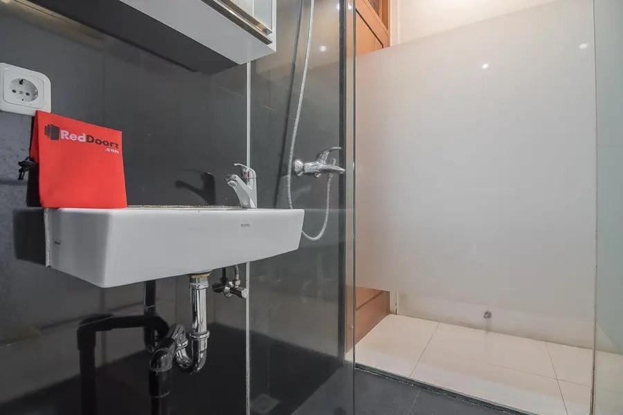 Reddoorz Plus Near Parahyangan University Bandung Exteriér fotografie