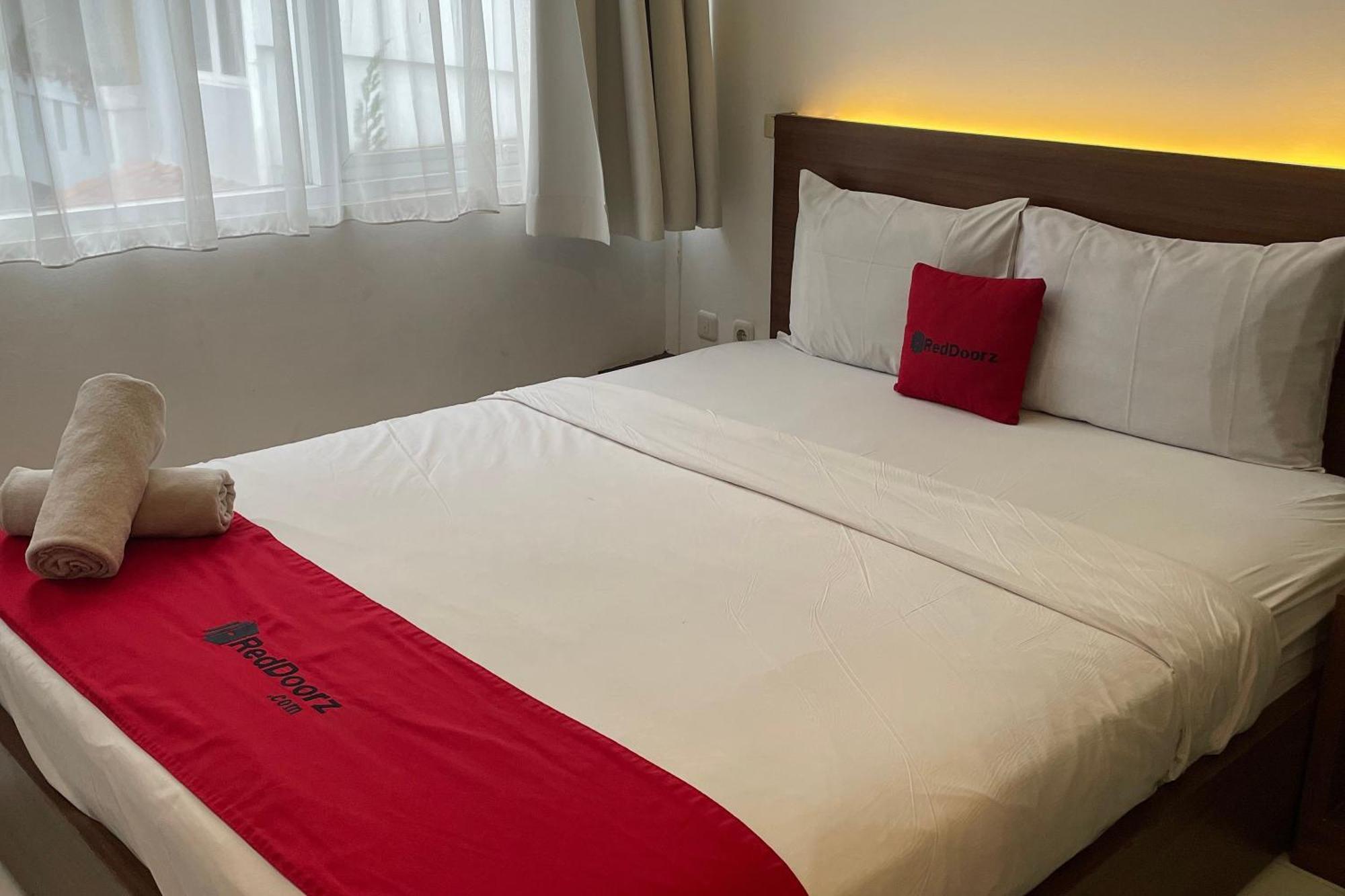 Reddoorz Plus Near Parahyangan University Bandung Exteriér fotografie