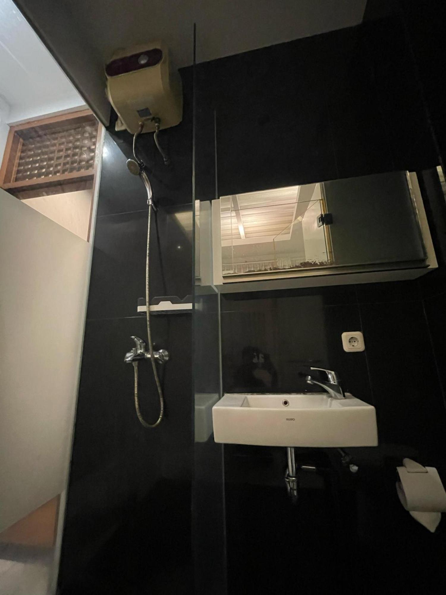 Reddoorz Plus Near Parahyangan University Bandung Exteriér fotografie