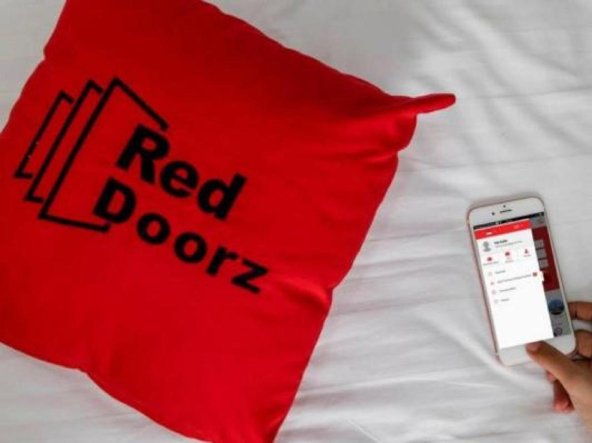 Reddoorz Plus Near Parahyangan University Bandung Exteriér fotografie